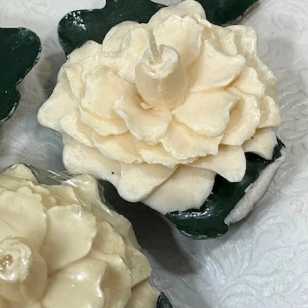 VTG 4 White 1 Pink Magnolia Floating Floral Candles Michael Coffindaffer 5.5